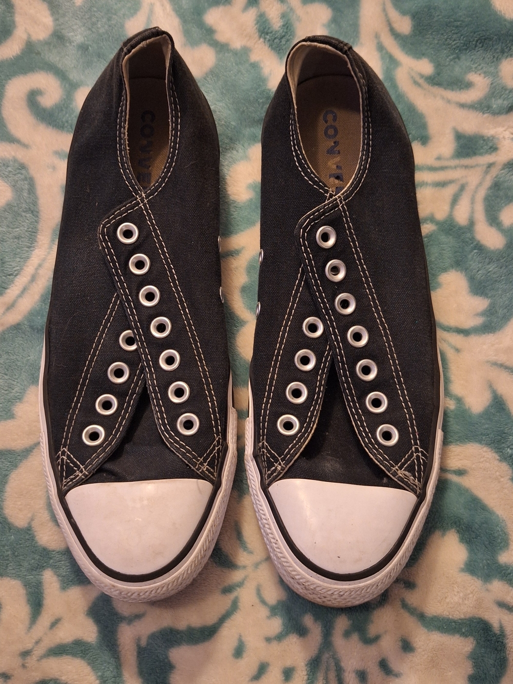 Converse Black Canvas Slip-On Low Top Sneakers
